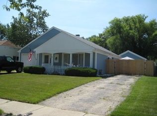139 Fernwood Rd, Montgomery, IL 60538