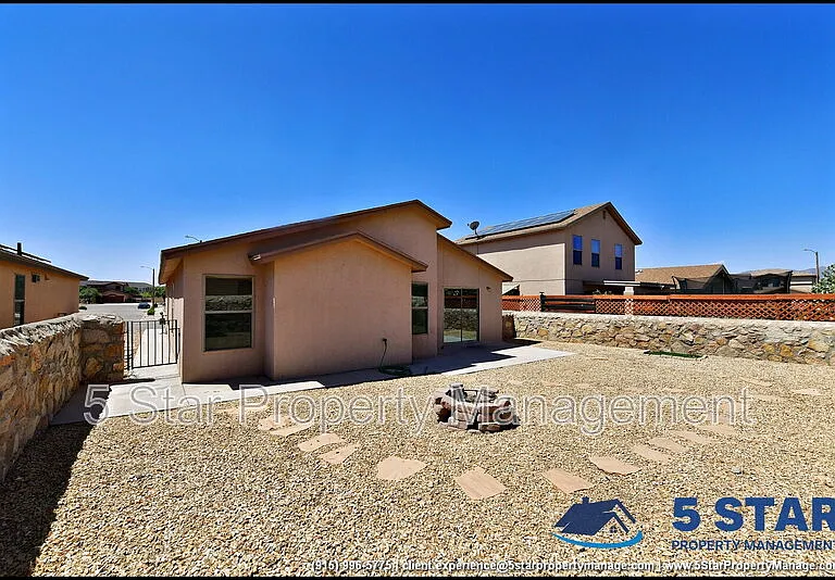 11613 Ochre Bluff Ln — Photo 37