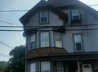 13 Hamilton St, Providence, RI 02907