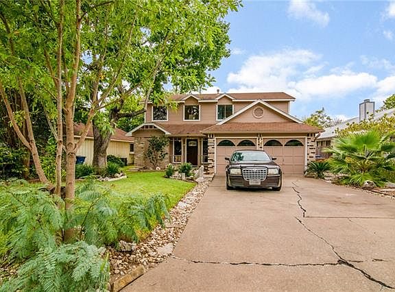 2nd image of 1413 Alma Dr