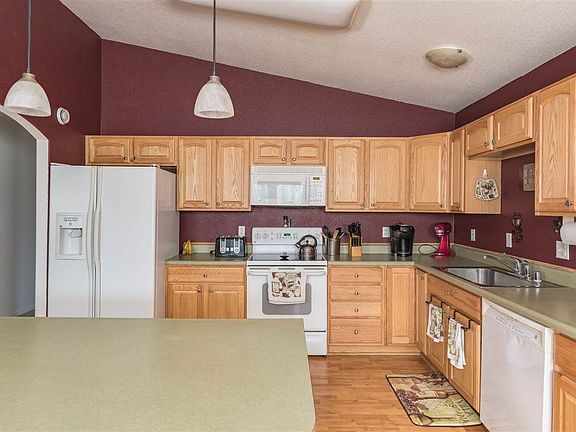 2nd image of 3804 Marsala Ct