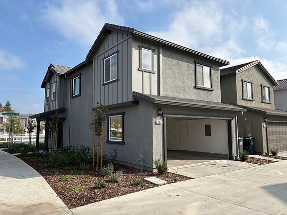 Garage in the back of the property