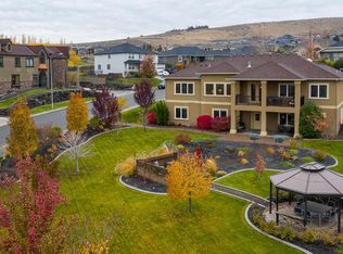 1496 Badger Mountain Loop, Richland, WA 99352