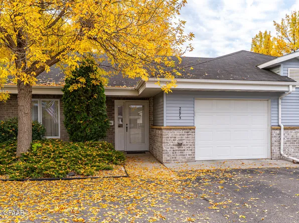 2075 Westminster Ct, Grand Forks, ND 58201