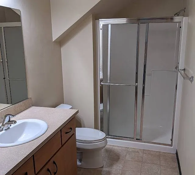 #3 - Bathroom 1 #3 - Bathroom 1