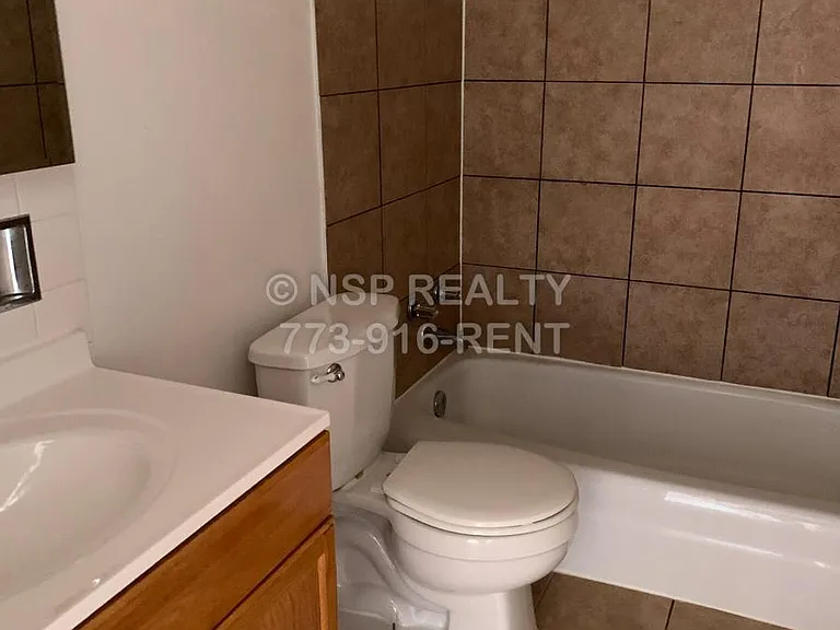1515 W Morse Ave #308 — Photo 3