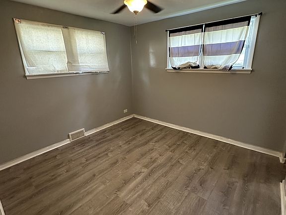 5th image of 900 W Vermont St #1