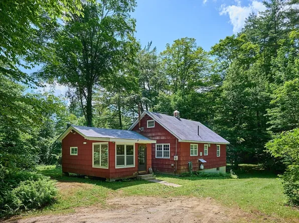 66 Reils Ln, Colrain, MA 01340