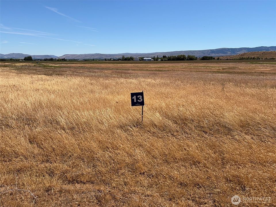 1st image of 13 Green Canyon Lane