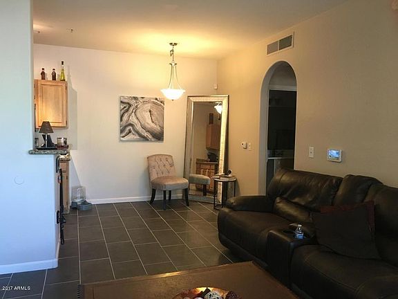 2nd image of 2929 W Yorkshire Dr Unit 1023