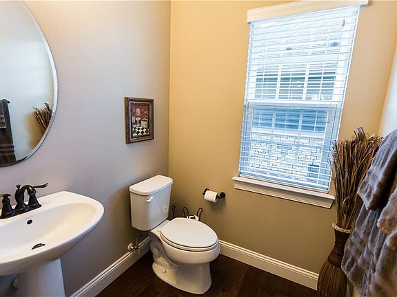 5th image of 10509 Wallingsford Cir