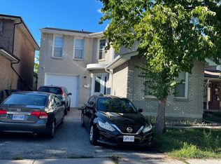 45 Countryman Cir, Toronto, ON M9V 4M8