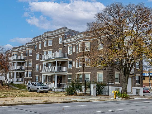 2nd image of 210 S 24th St #403