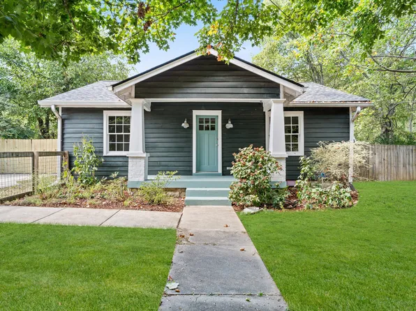 3840 Saunders Ave, Nashville, TN 37216