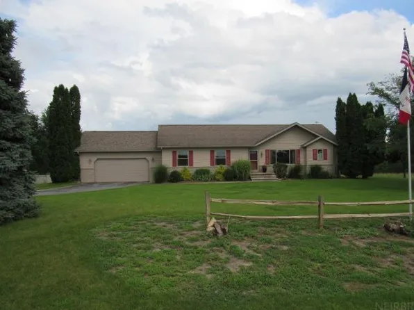 23212 150th Ave, Monticello, IA 52310