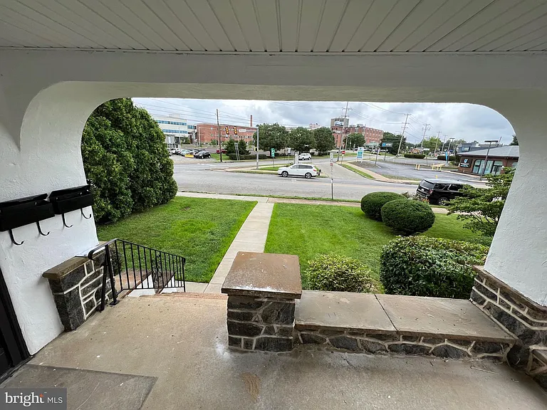 741 Main St — Photo 2