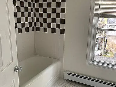 1910B Maple Ct — Photo 12