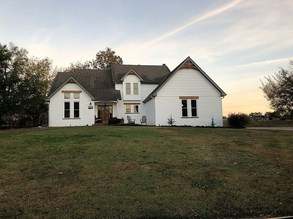 1st image of 2002 Cedar Crest Ct