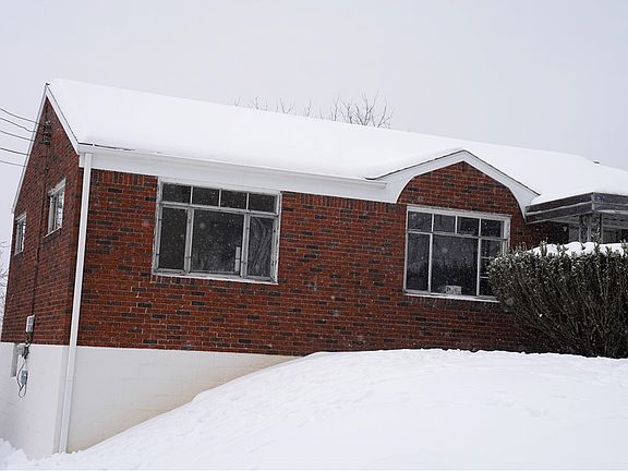 4th image of 3209 Jeffrey Dr