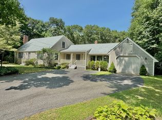 14 McClelland Rd, Halifax, MA 02338