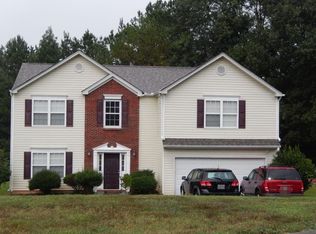 855 Grandview Cir, Powder Springs, GA 30127