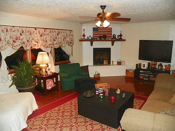5th image of 33 W Dorton Blvd