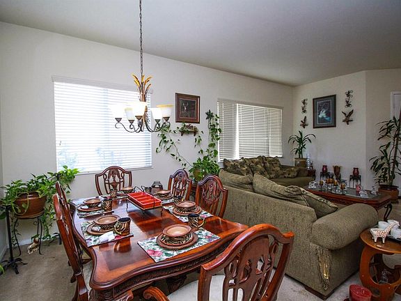 4th image of 19792 Wallflower Ln