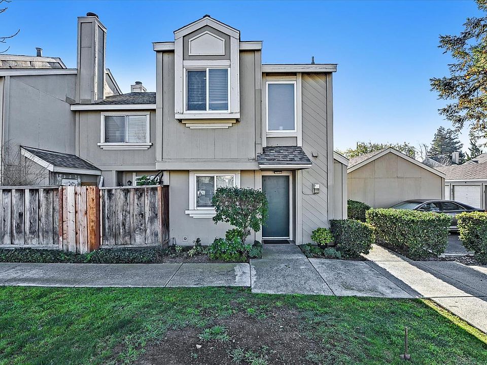 1st image of 398 Caribe Way