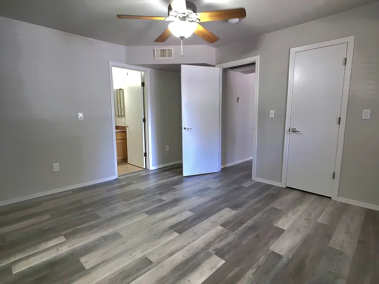 1185 W University Ave #1-14-109 — Photo 10