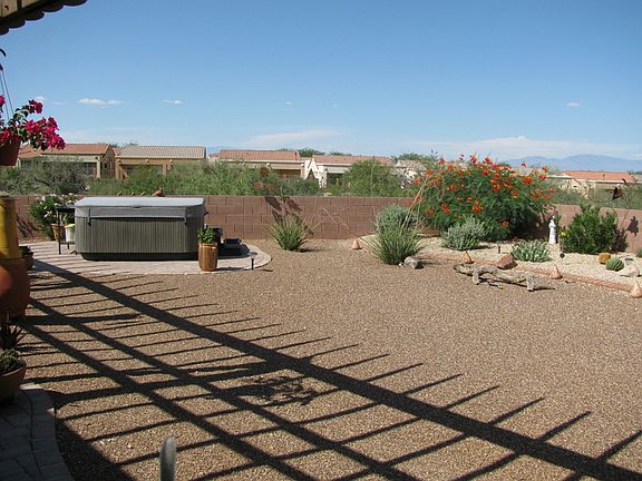5th image of 658 W Calle Artistica
