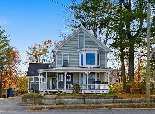 158 Court St #B Photo 1