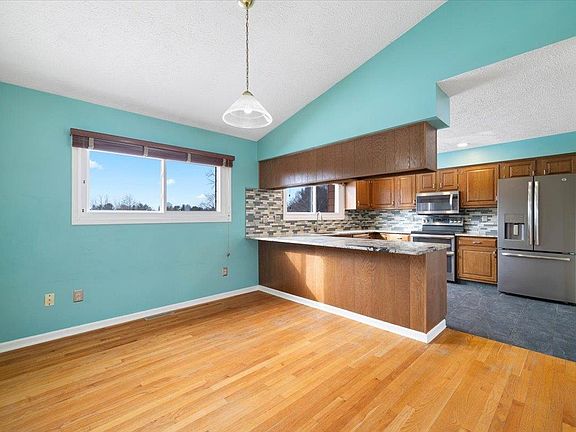 5th image of 408 Seminole Dr