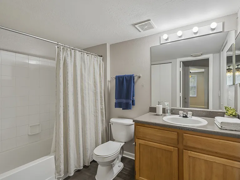 Gregory Cove — Photo 13