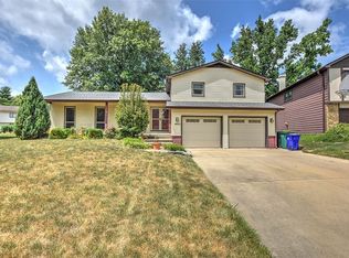 4551 Shadow Dr, Decatur, IL 62526