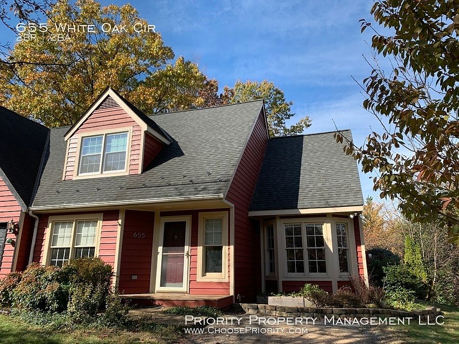 1st image of 655 White Oak Cir