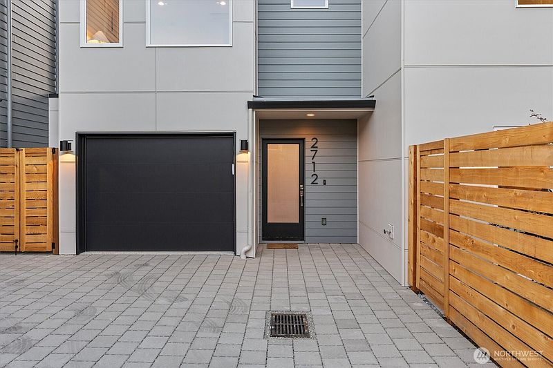 2nd image of 2712 58th Avenue SW