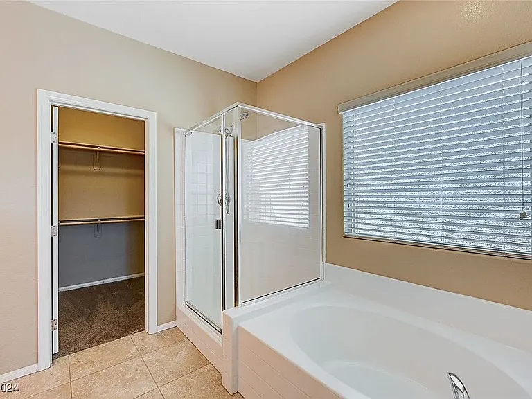 9146 Laughing Owl Ave — Photo 6