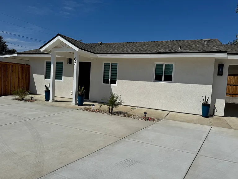 67 Newcastle Cir #B — Photo 1
