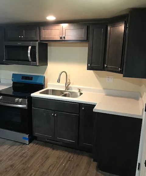 154 W Jefferson St — Photo 15