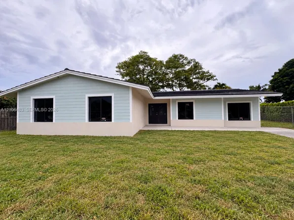 19010 Bel Aire Dr, Cutler Bay, FL 33157