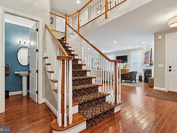 2nd image of 204 Pelham Ct
