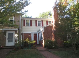 9633 Hillock Ct, Burke, VA 22015