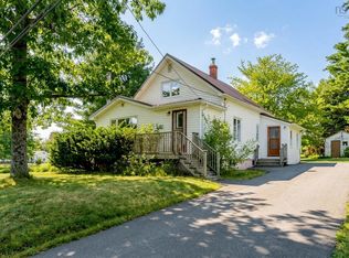 114 Kitchener St, Stewiacke, NS B0N 2J0