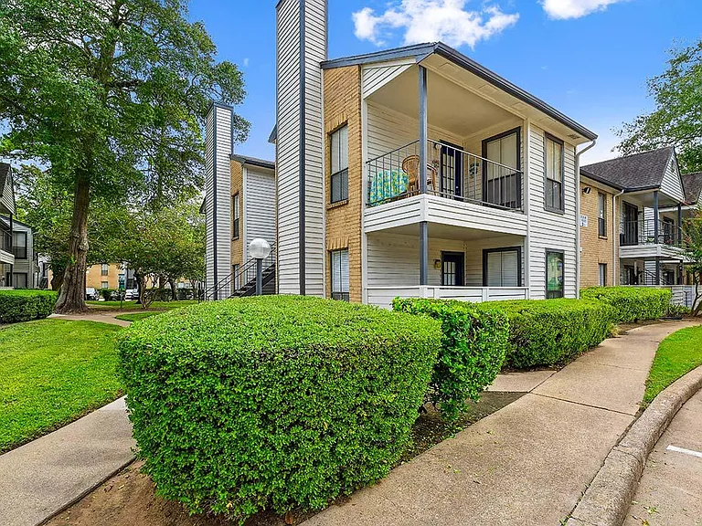 2911 Sycamore Springs Dr — Photo 13