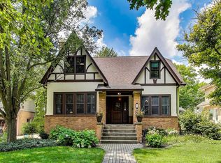 396 S Washington St, Elmhurst, IL 60126