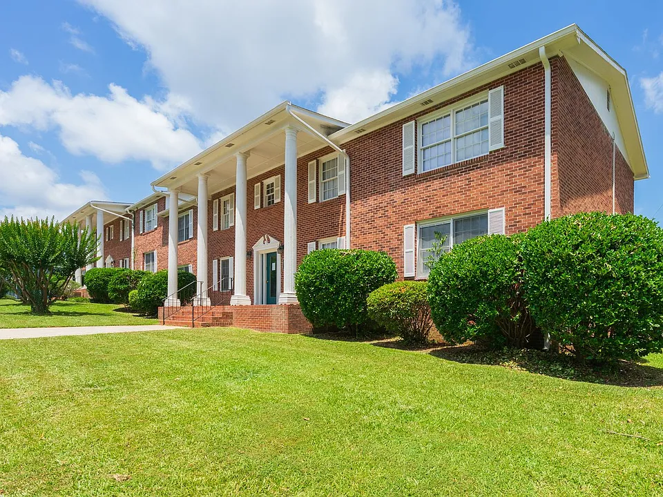 Carrington Woods Apartments