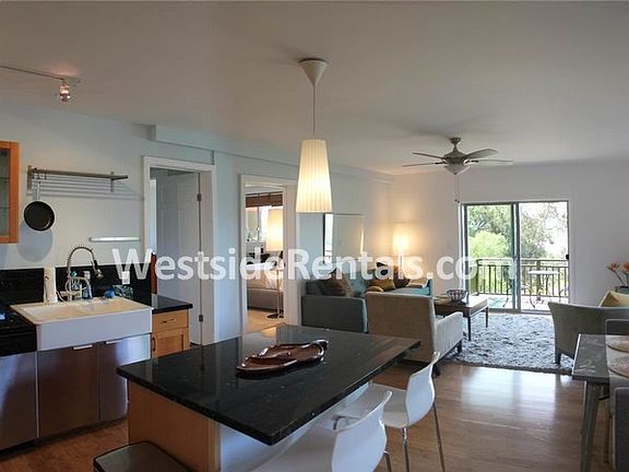 5th image of 2351 Hidalgo Ave