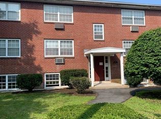 300 Main St APT 6, Woburn, MA 01801