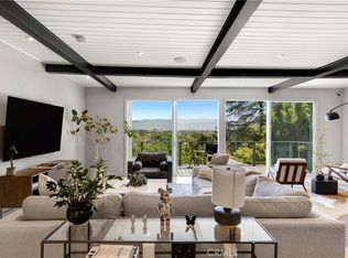 11661 Picturesque Dr, Studio City, CA 91604