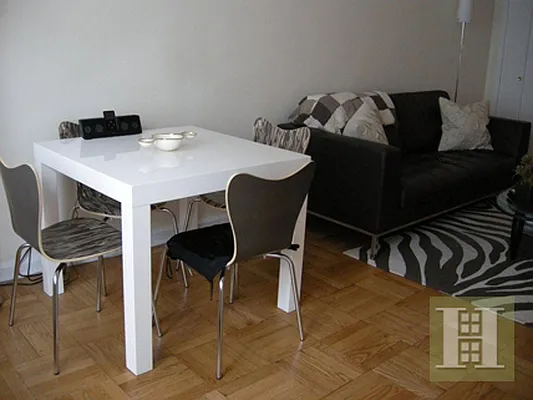 Rented by Halstead Real Estate | media 7